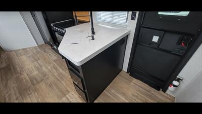 2021 Cherokee Grey wolf 29TE   - Photo 21 - Aurora, MO 65605