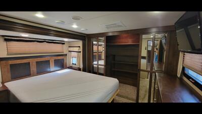 2016 GRAND DESIGN SOLITUDE ST366DEN - Photo 50 - Aurora, MO 65605