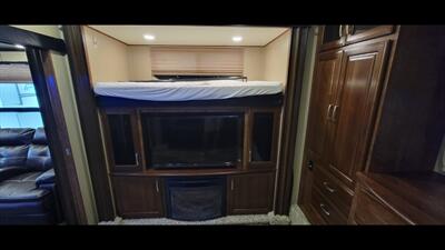 2016 GRAND DESIGN SOLITUDE ST366DEN - Photo 37 - Aurora, MO 65605
