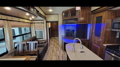 2016 GRAND DESIGN SOLITUDE ST366DEN - Photo 12 - Aurora, MO 65605