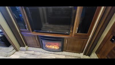 2016 GRAND DESIGN SOLITUDE ST366DEN - Photo 38 - Aurora, MO 65605
