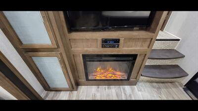 2019 KEYSTONE COUGAR 32BHS   - Photo 21 - Aurora, MO 65605