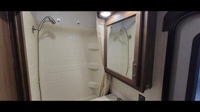2019 KEYSTONE COUGAR 32BHS   - Photo 33 - Aurora, MO 65605