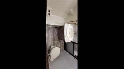 2019 KEYSTONE COUGAR 32BHS   - Photo 28 - Aurora, MO 65605