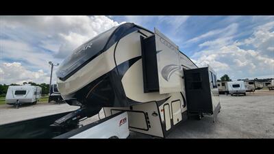 2019 KEYSTONE COUGAR 32BHS   - Photo 5 - Aurora, MO 65605