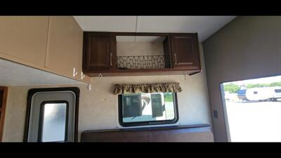 2015 KEYSTONE COUGAR M326 - Photo 19 - Aurora, MO 65605