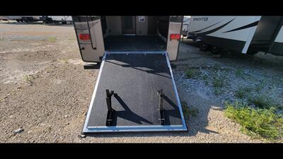 2015 KEYSTONE COUGAR M326 - Photo 13 - Aurora, MO 65605