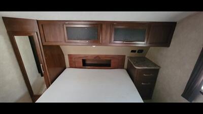 2015 KEYSTONE COUGAR M326 - Photo 40 - Aurora, MO 65605