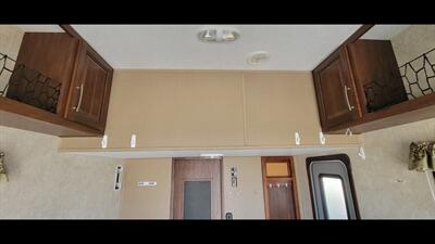 2015 KEYSTONE COUGAR M326 - Photo 15 - Aurora, MO 65605