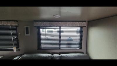 2022 COACHMEN CATALINA 261 BHS   - Photo 18 - Aurora, MO 65605