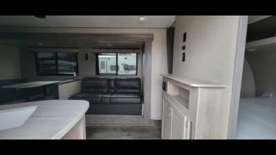 2022 COACHMEN CATALINA 261 BHS   - Photo 7 - Aurora, MO 65605