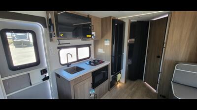 2026 COACHMEN FREEDOM EXPRESS 21SE   - Photo 18 - Aurora, MO 65605