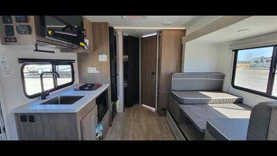2026 COACHMEN FREEDOM EXPRESS 21SE   - Photo 12 - Aurora, MO 65605