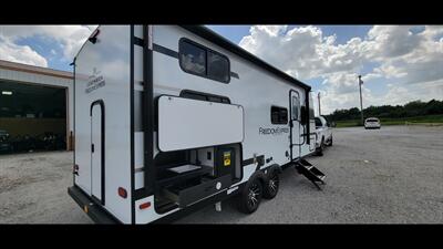 2027 COACHMEN FREEDOM EXPRESS 21SE - Photo 9 - Aurora, MO 65605