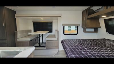 2027 COACHMEN FREEDOM EXPRESS 21SE - Photo 11 - Aurora, MO 65605