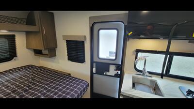 2027 COACHMEN FREEDOM EXPRESS 21SE - Photo 14 - Aurora, MO 65605