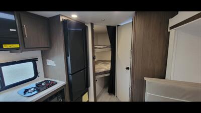 2027 COACHMEN FREEDOM EXPRESS 21SE - Photo 23 - Aurora, MO 65605