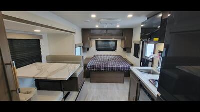 2027 COACHMEN FREEDOM EXPRESS 21SE - Photo 13 - Aurora, MO 65605