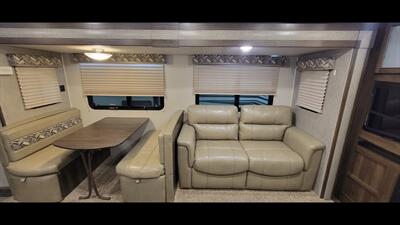 2018 KEYSTONE BULLET PREMIER 29 RKPR - Photo 19 - Aurora, MO 65605