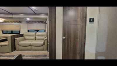 2018 KEYSTONE BULLET PREMIER 29 RKPR - Photo 11 - Aurora, MO 65605