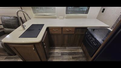 2018 KEYSTONE BULLET PREMIER 29 RKPR - Photo 27 - Aurora, MO 65605