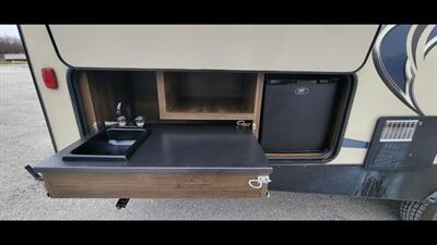 2018 KEYSTONE BULLET PREMIER 29 RKPR - Photo 10 - Aurora, MO 65605