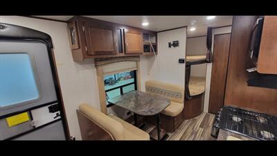 2017 JAYCO JAYFLIGHT 26BH   - Photo 29 - Aurora, MO 65605
