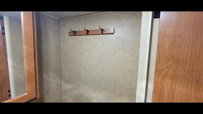 2015 FOREST RIVER CHEROKEE 284BH   - Photo 29 - Aurora, MO 65605