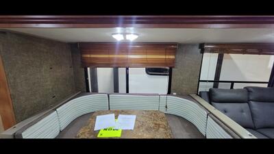 2015 FOREST RIVER CHEROKEE 284BH   - Photo 20 - Aurora, MO 65605