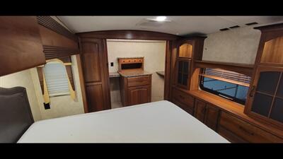 2013 KEYSTONE MONTANA 3725RL - Photo 40 - Aurora, MO 65605