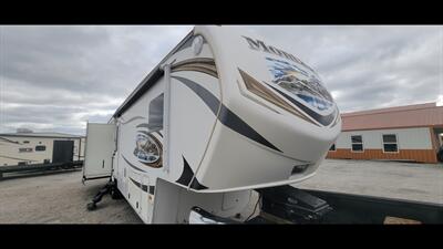 2013 KEYSTONE MONTANA 3725RL - Photo 2 - Aurora, MO 65605