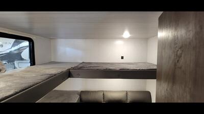 2022 Forest river Wildwood 273qbxl   - Photo 32 - Aurora, MO 65605