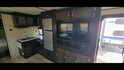 2021 COACHMEN SPIRIT 2557RB   - Photo 11 - Aurora, MO 65605