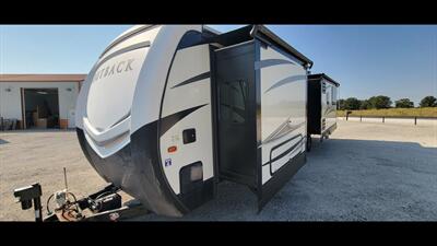 2018 KEYSTONE OUTBACK 330RL - Photo 4 - Aurora, MO 65605