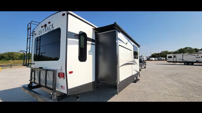 2018 KEYSTONE OUTBACK 330RL - Photo 8 - Aurora, MO 65605