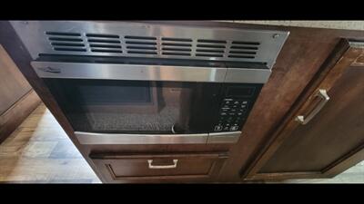 2018 KEYSTONE OUTBACK 330RL - Photo 27 - Aurora, MO 65605