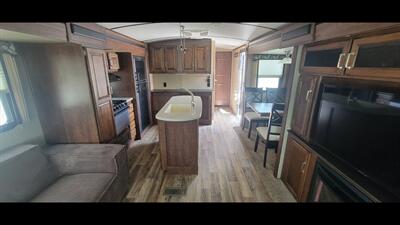 2018 KEYSTONE OUTBACK 330RL - Photo 17 - Aurora, MO 65605