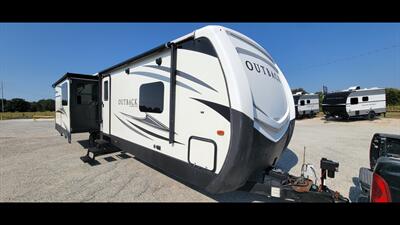 2018 KEYSTONE OUTBACK 330RL - Photo 2 - Aurora, MO 65605