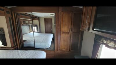 2018 KEYSTONE OUTBACK 330RL - Photo 41 - Aurora, MO 65605