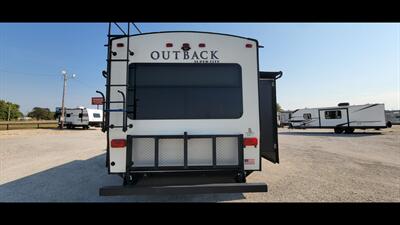 2018 KEYSTONE OUTBACK 330RL - Photo 7 - Aurora, MO 65605