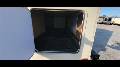 2014 COACHMEN FREELANDER 29 KSC   - Photo 52 - Aurora, MO 65605