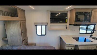 2026 FOREST RIVER FREEDOM EXPRESS 19SE - Photo 25 - Aurora, MO 65605