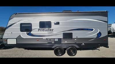 2017 HEARTLAND PROWLER 22LX   - Photo 6 - Aurora, MO 65605