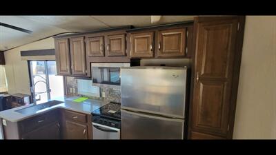 2018 FOREST RIVER WILDWOOD 39FDEN   - Photo 20 - Aurora, MO 65605