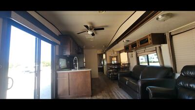 2018 FOREST RIVER WILDWOOD 39FDEN   - Photo 7 - Aurora, MO 65605