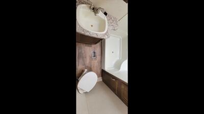 2018 FOREST RIVER WILDWOOD 39FDEN   - Photo 23 - Aurora, MO 65605