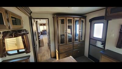 2018 FOREST RIVER WILDWOOD 39FDEN   - Photo 33 - Aurora, MO 65605