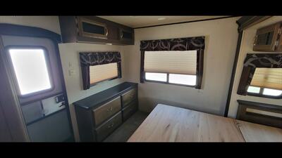 2018 FOREST RIVER WILDWOOD 39FDEN   - Photo 29 - Aurora, MO 65605