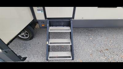 2019 FOREST RIVER FLAGSTAFF M-29 RSWS - Photo 52 - Aurora, MO 65605