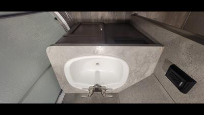 2019 FOREST RIVER FLAGSTAFF M-29 RSWS - Photo 37 - Aurora, MO 65605